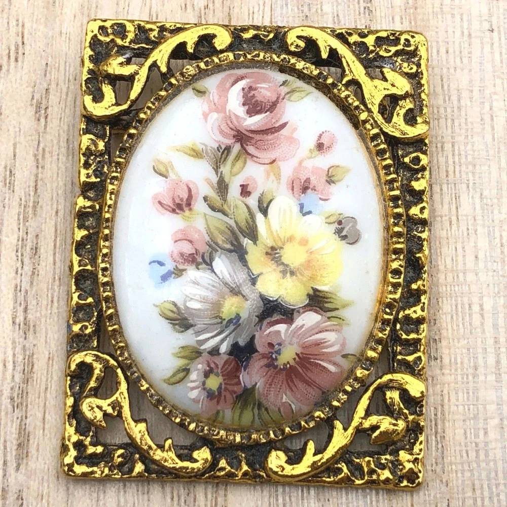 Vintage Floral Brooch Pendant Painted‎ Porcelain Transferware Flowers Cabochon